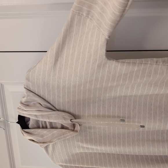 Turtleneck shirt - Picture 6 of 7